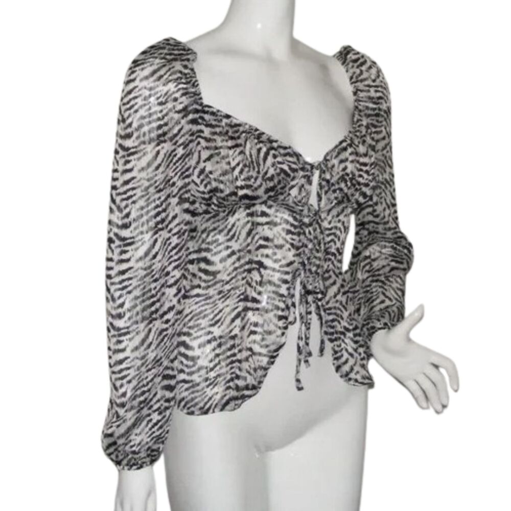 new NASTY GAL Top, 8, Zebra print, Long Sleeves, Tie front - Picture 3 of 12